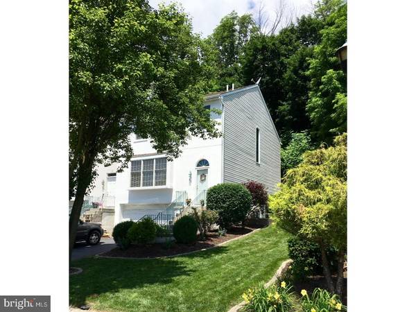 200 COLONIAL CT, Blandon, PA 19510