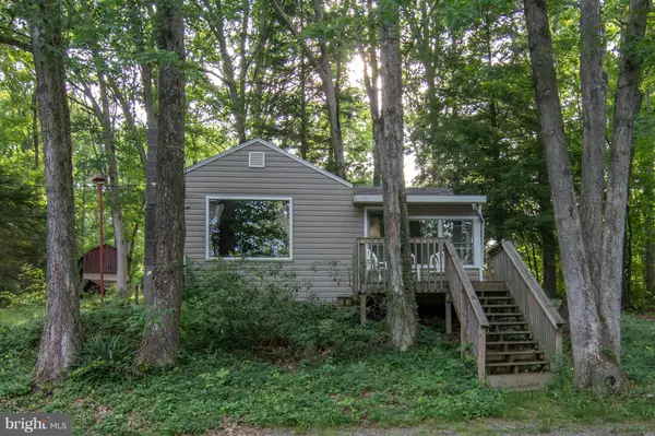 76 MCCOMAS BEACH TER,  Oakland,  MD 21550
