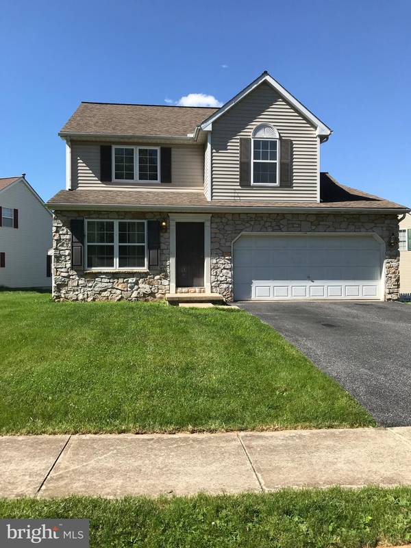 703 BLOSSOM HILL LN, Dallastown, PA 17313