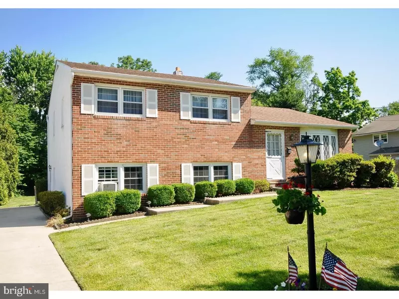 1115 WALNUT AVE, Woodbury Heights, NJ 08097