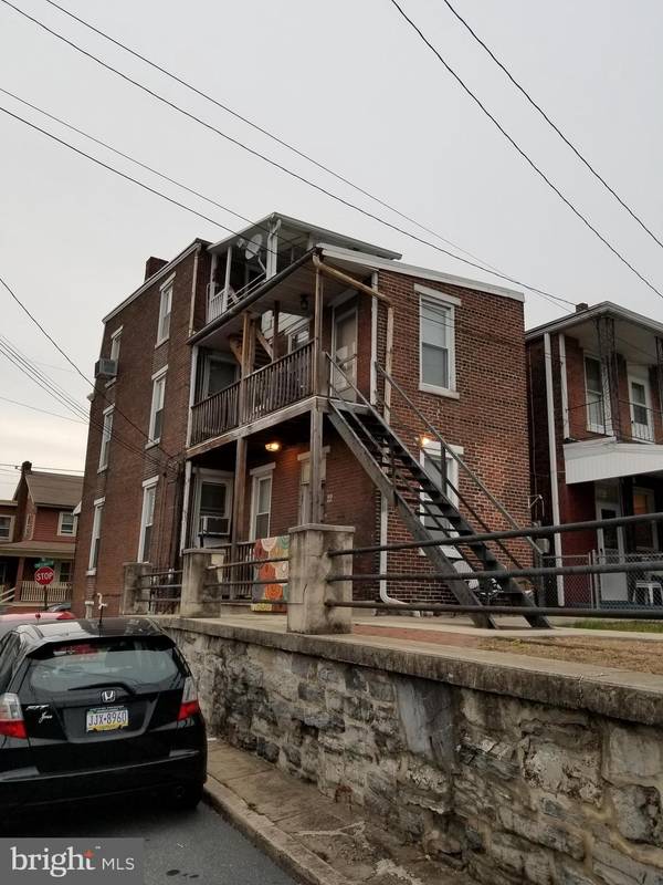 Steelton, PA 17113,22 CHESTNUT ST