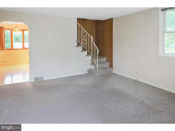 National Park, NJ 08063,321 HESSIAN AVE