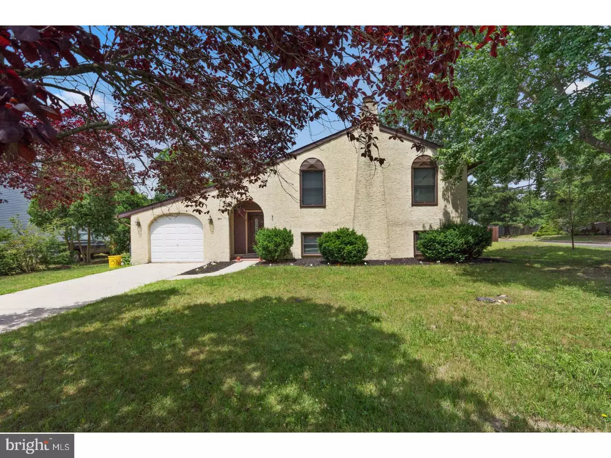 Blackwood, NJ 08012,1 BRIAR LN