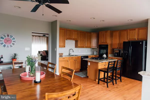 Leesburg, VA 20176,919 BUTTONWOOD TER NE