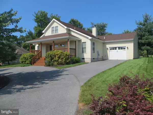 Hedgesville, WV 25427,490 PEACEPIPE LANE