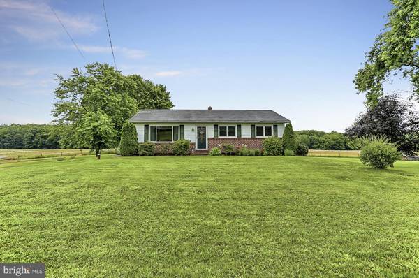 3888 HILL RD, Greencastle, PA 17225