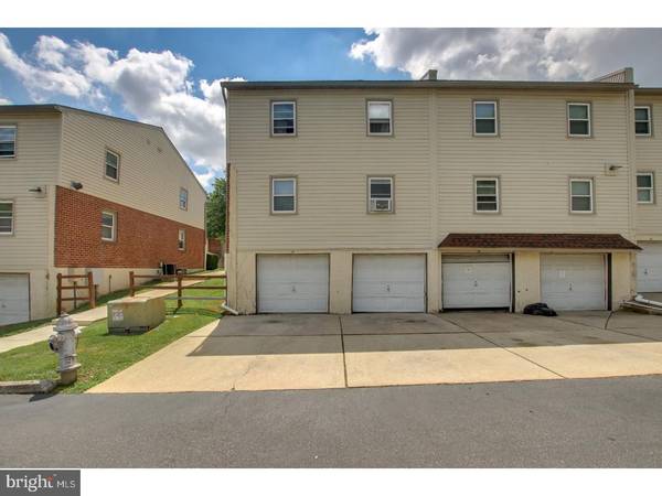 Folcroft, PA 19032,600A GRANT RD #31A