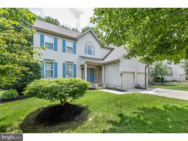 16 OAKHURST LN, Mount Laurel, NJ 08054