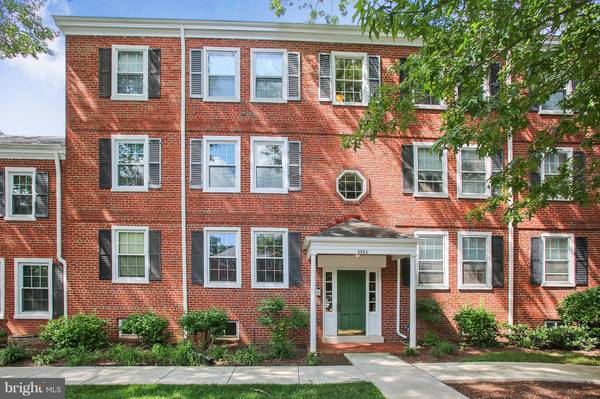 2960 COLUMBUS ST S #B1, Arlington, VA 22206