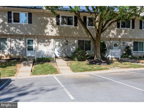 211 VILLAGE WALK, Exton, PA 19341