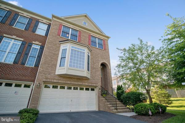 25832 COMMONS SQ, Chantilly, VA 20152