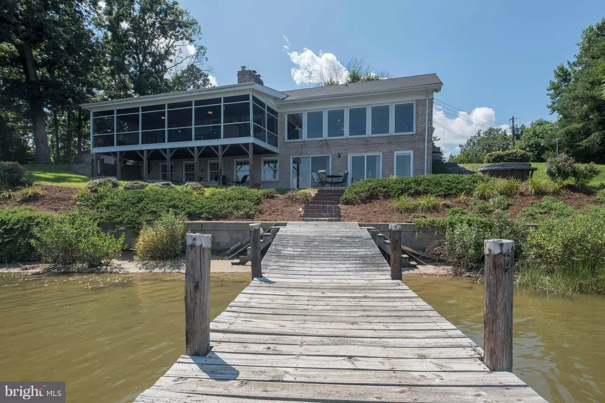 Colonial Beach, VA 22443,36 WATERVIEW PT