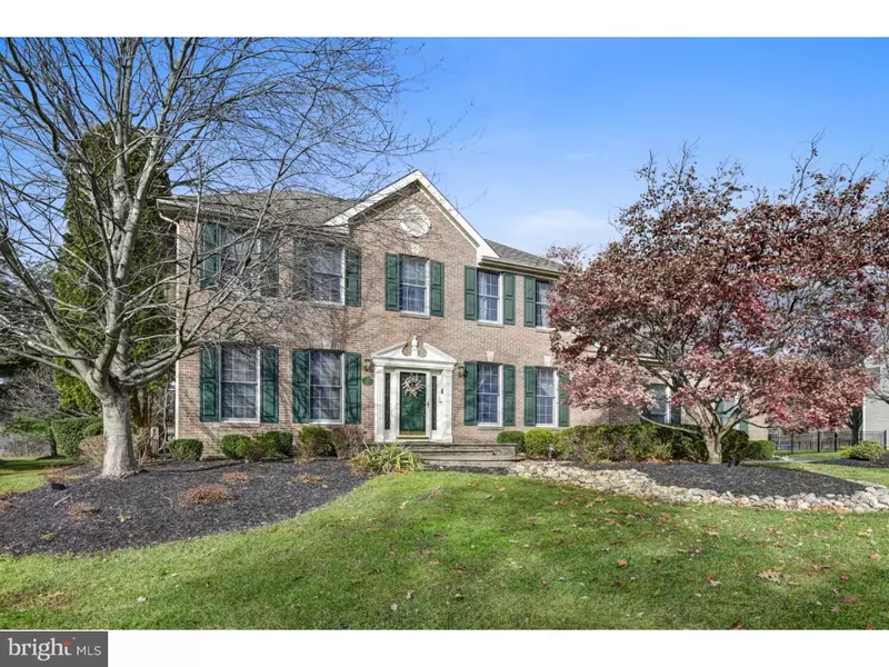 11 SHADOW DR, West Windsor, NJ 08550