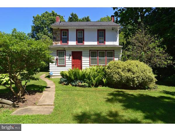 84 KUTZ RD, Fleetwood, PA 19522