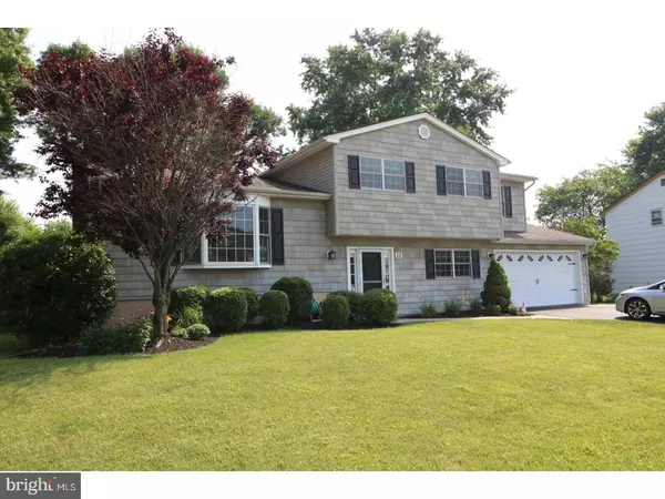 12 WELLAND RD, Hamilton, NJ 08690