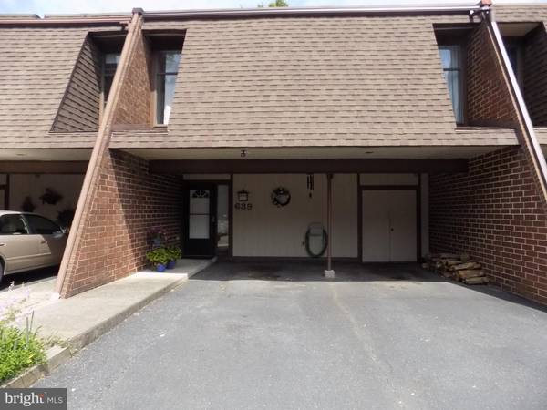 639 CEDAR RIDGE LN, Mechanicsburg, PA 17055