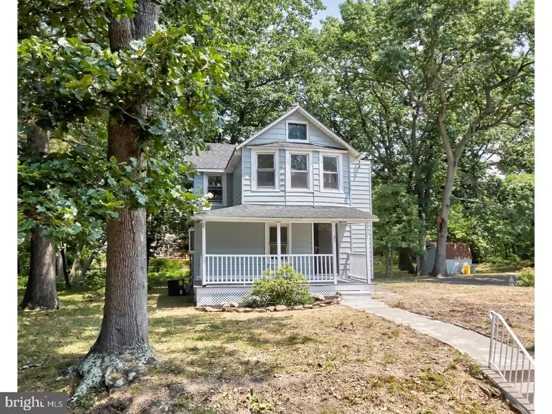 31 E 4TH AVE, Pine Hill, NJ 08021