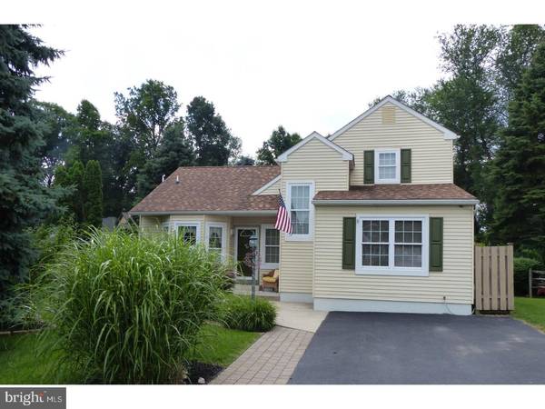 1512 CLIFFORD CIR, Downingtown, PA 19335