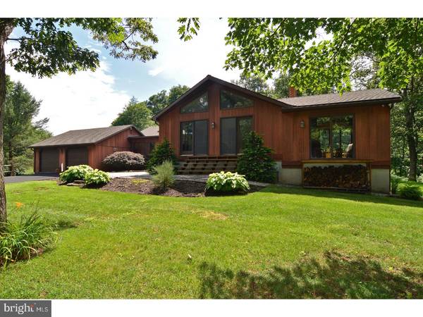 48 STRAWBERRY LN, Robesonia, PA 19551