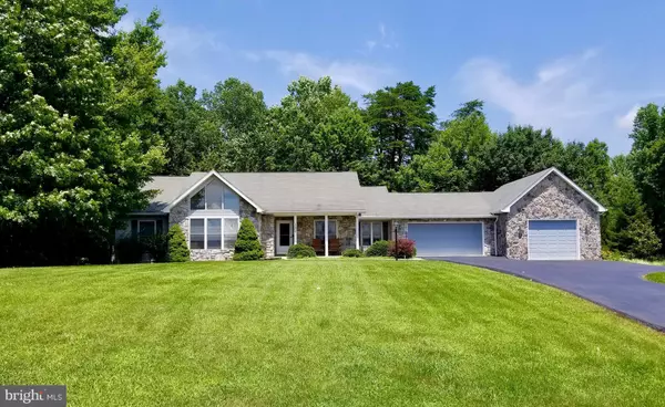 132 WARPATH LN, Hedgesville, WV 25427