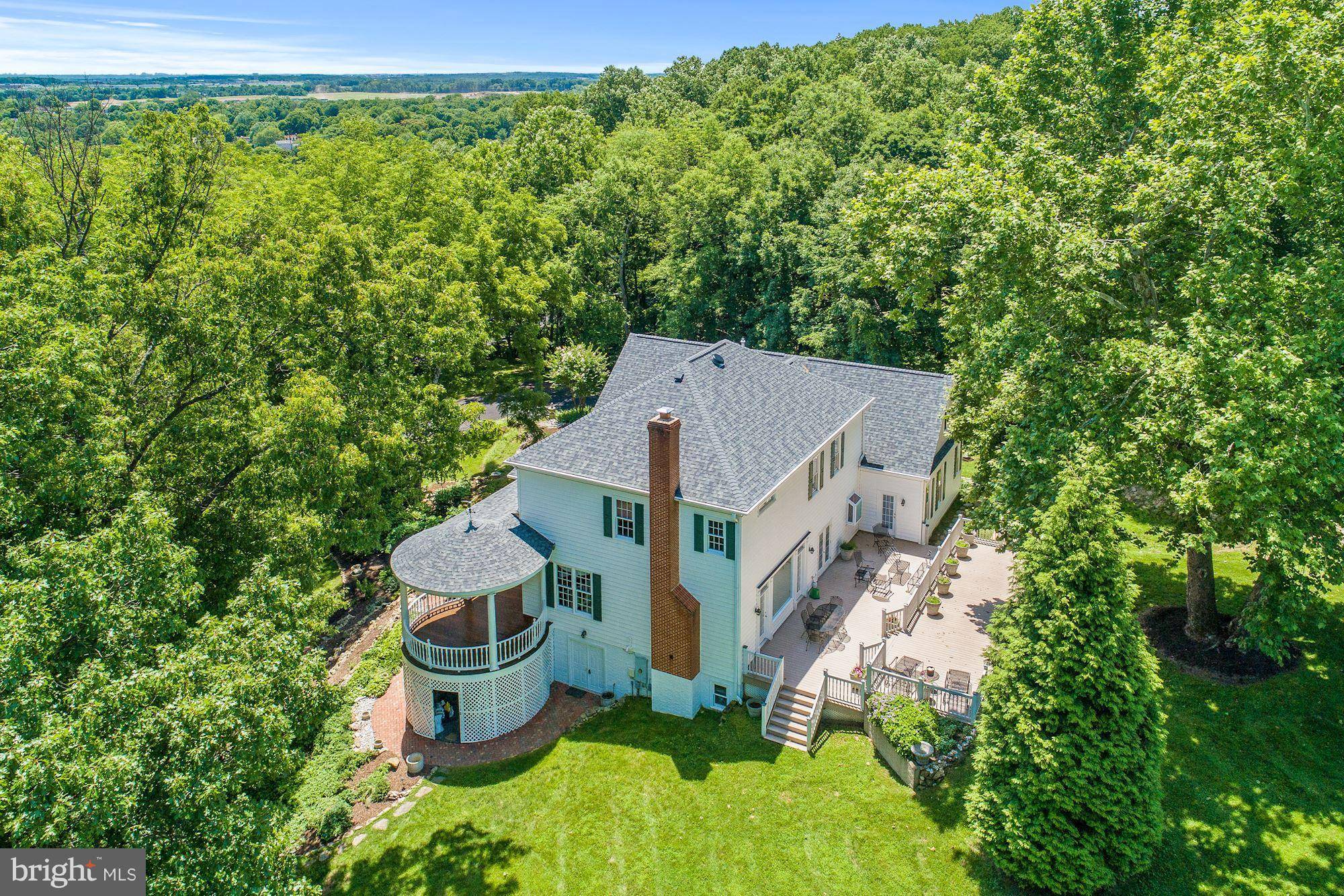 801 SHADY OAK LN SW, Leesburg, VA 20175