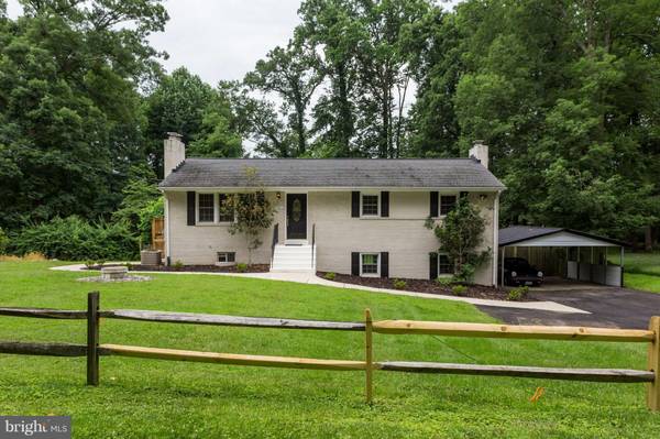 11925 WAPLES MILL RD, Oakton, VA 22124