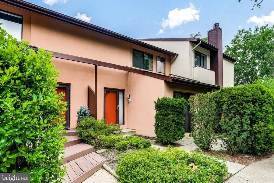 5673 VANTAGE POINT RD, Columbia, MD 21044