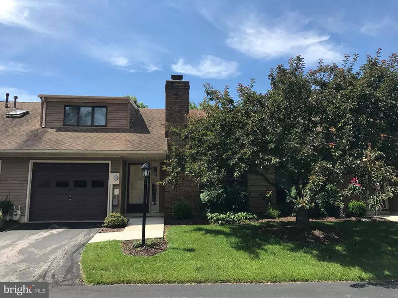 440 DEERFIELD DR, Hanover, PA 17331