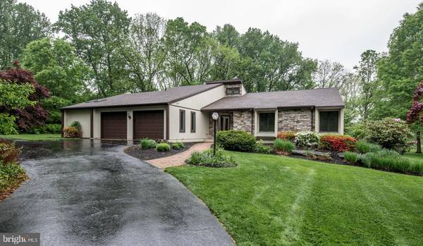 120 BENTLEY LN, Lancaster Twp, PA 17603