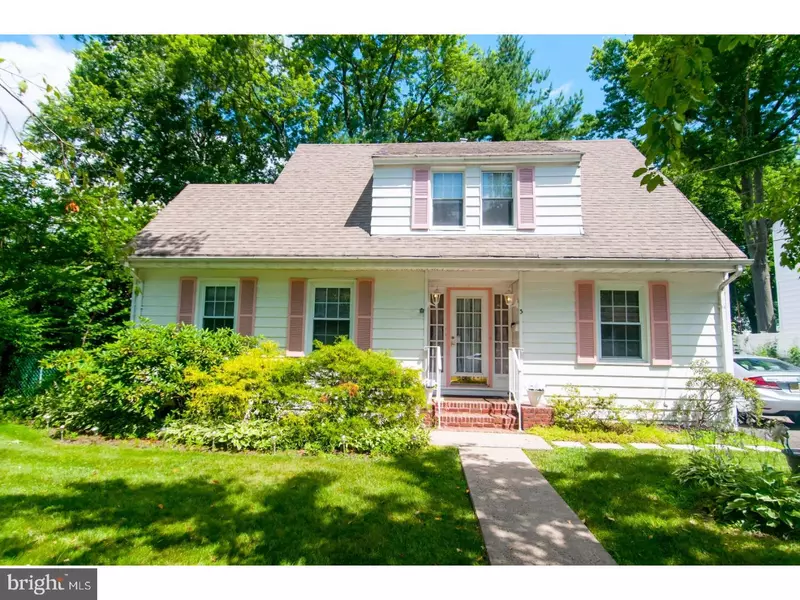 3 MAYFIELD PL, Metuchen, NJ 08840