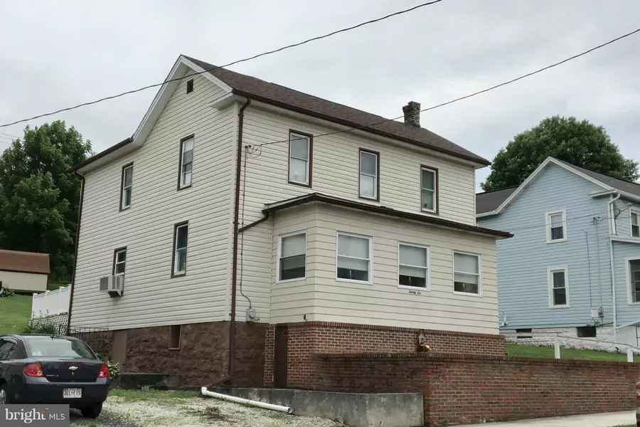 26 WASHINGTON ST, Frostburg, MD 21532