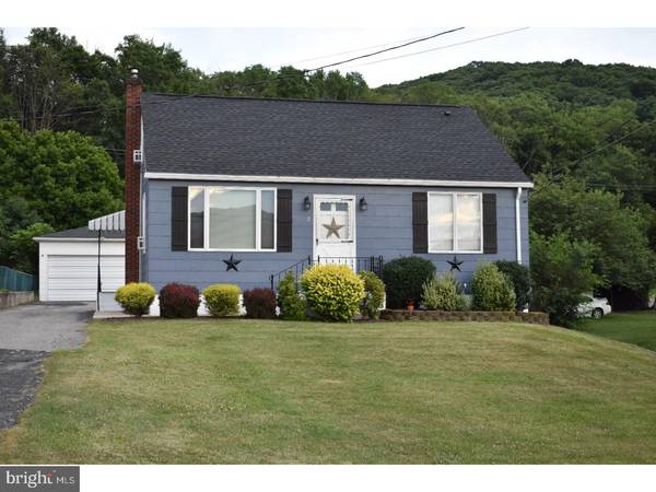 9 S TAMAQUA DR, Tamaqua, PA 18252