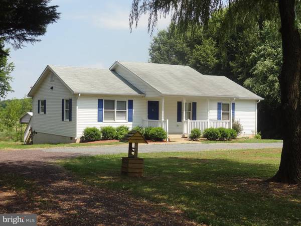 23551 VILLAGE RD, Unionville, VA 22567