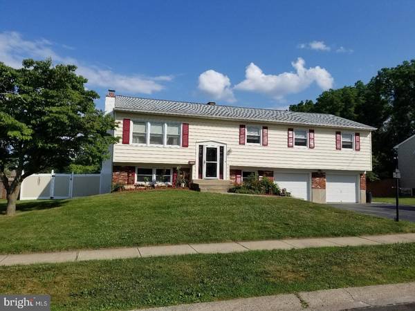 721 MARTHA LN, Warminster, PA 18974