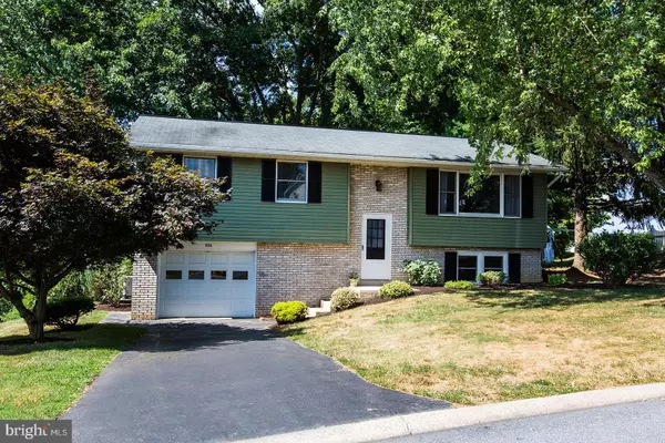 Mountville, PA 17554,336 PRIMROSE LN