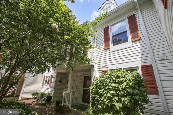 2903-C WOODSTOCK ST #3, Arlington, VA 22206