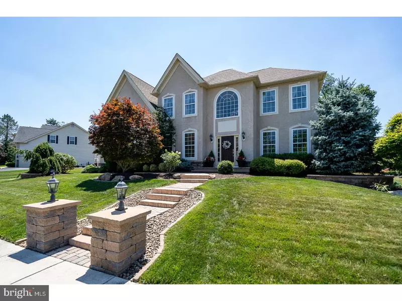 4800 CURLY HORSE DR, Center Valley, PA 18034