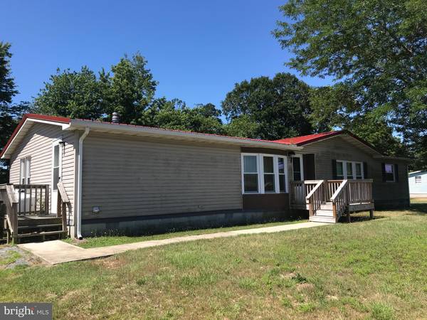 11569 GLEN CIR, Bridgeville, DE 19933