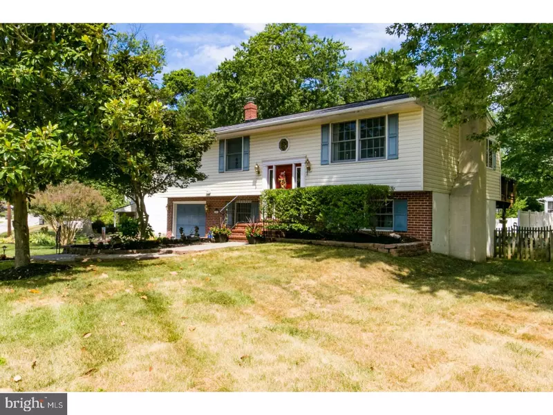 1501 FORSYTHIA AVE, Wilmington, DE 19810