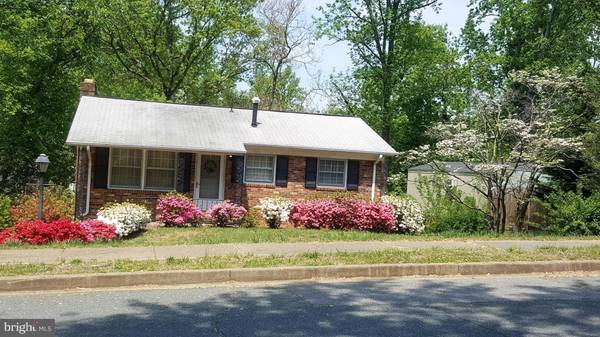 Triangle, VA 22172,18912 WHITE OAK DR