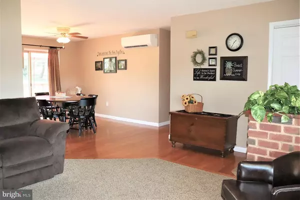 Lititz, PA 17543,205 WEAVER DR