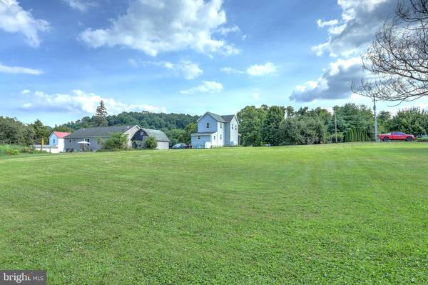 Mount Wolf, PA 17347,75 4TH ST