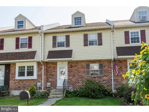 35 COLONIAL CIR, Aston, PA 19014