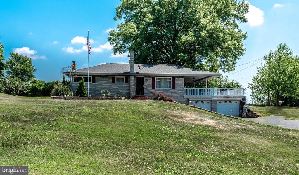 4318 HEATHER RD, Elizabethtown, PA 17022