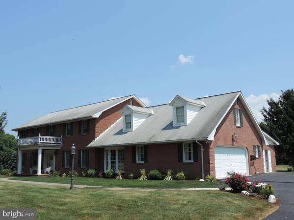 11398 COUNTRY CLUB RD, Waynesboro, PA 17268