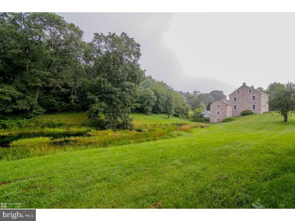 8955 ASHFIELD RD, Slatington, PA 18080