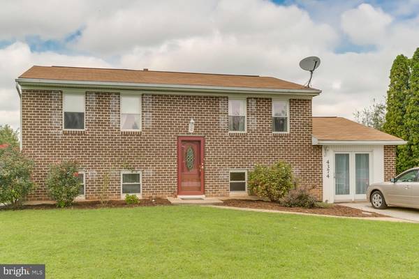 4374 BEAUMONT RD, Dover, PA 17315