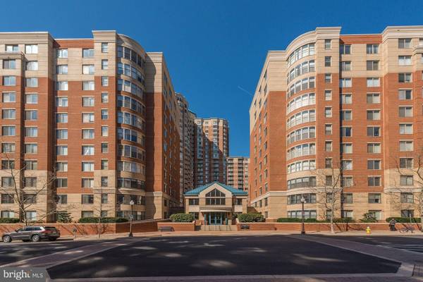 3835 9TH ST N #PH1E, Arlington, VA 22203