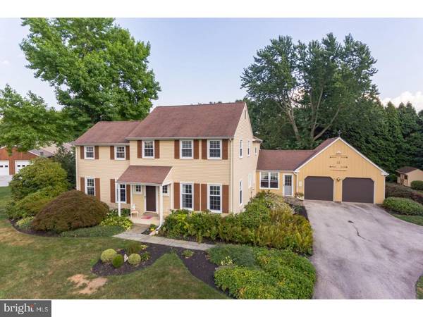 4 PICKWICK LN, Malvern, PA 19355