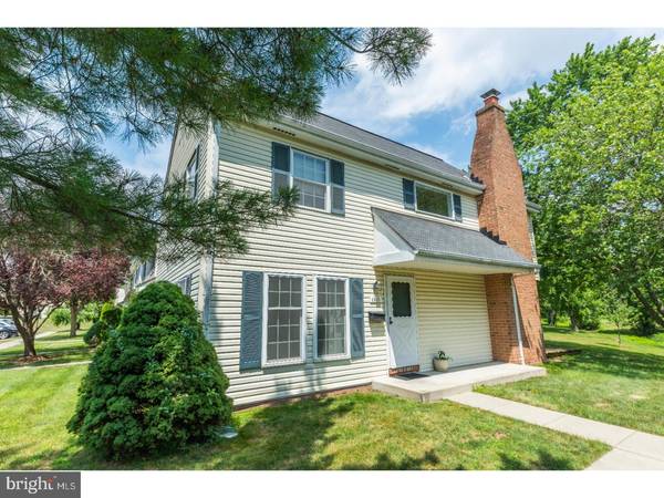 2001 NORWOOD CT, Lansdale, PA 19446